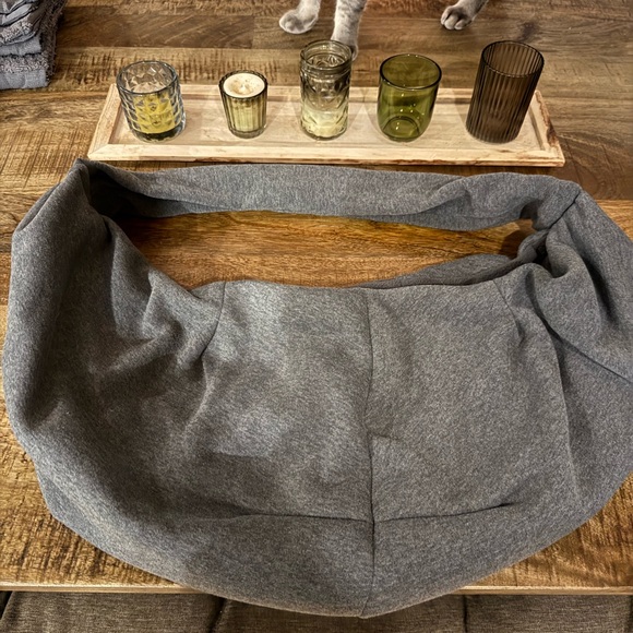 Everyway Gray Pet Sling Carrier - Picture 2 of 7